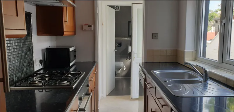 Smart 4 Bed Terraced House // Jul 2026 - Thumbnail 11